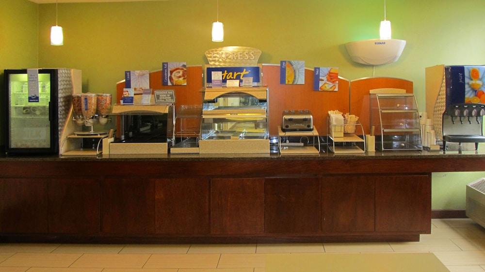 Holiday Inn Express Anderson I-85 - Exit 27- Highway 81 By Ihg Zewnętrze zdjęcie