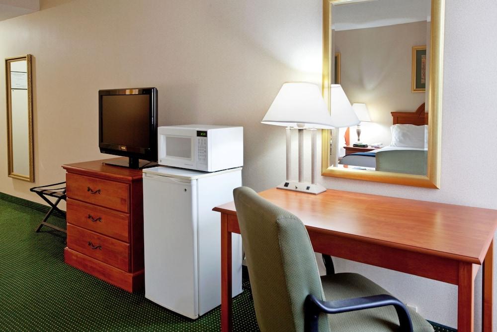 Holiday Inn Express Anderson I-85 - Exit 27- Highway 81 By Ihg Zewnętrze zdjęcie