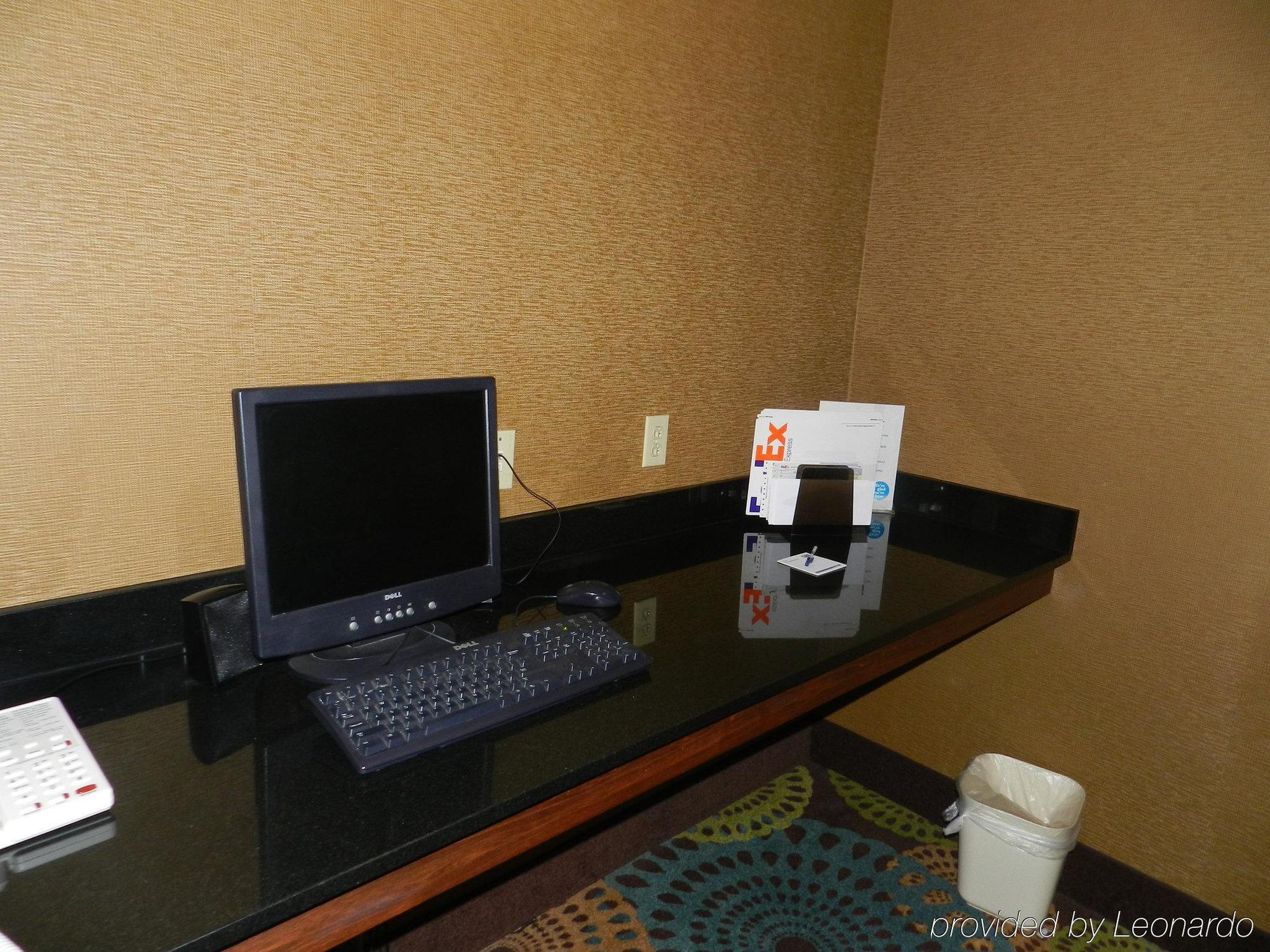 Holiday Inn Express Anderson I-85 - Exit 27- Highway 81 By Ihg Zaplecze biznesowe zdjęcie